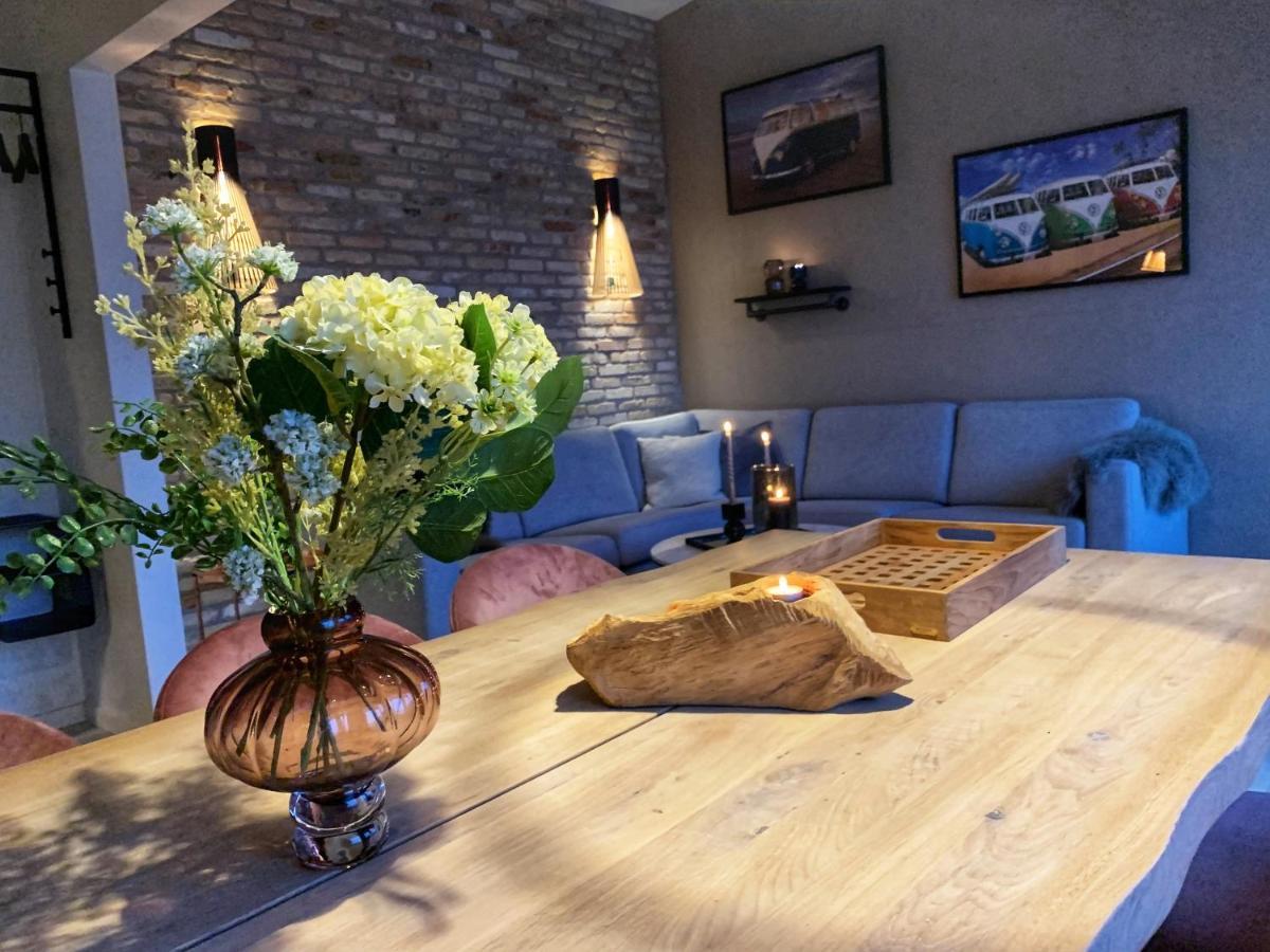 Broncks Apartment 1 - Modern 2-Bedroom In The Heart Of 토르스하운 외부 사진