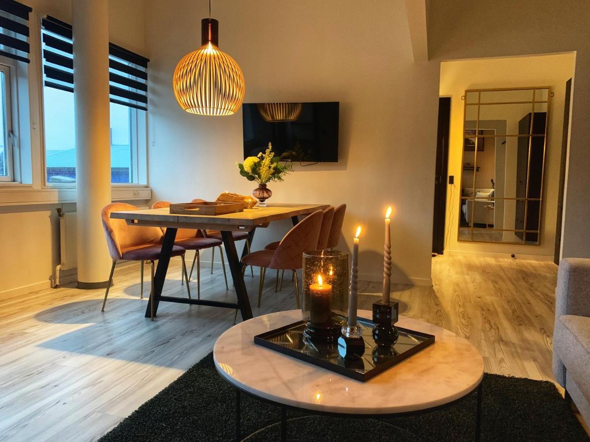 Broncks Apartment 1 - Modern 2-Bedroom In The Heart Of 토르스하운 외부 사진